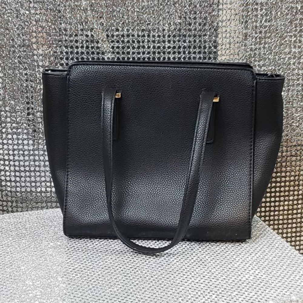Simple Classic Large Black + Gold Purse Handbag
